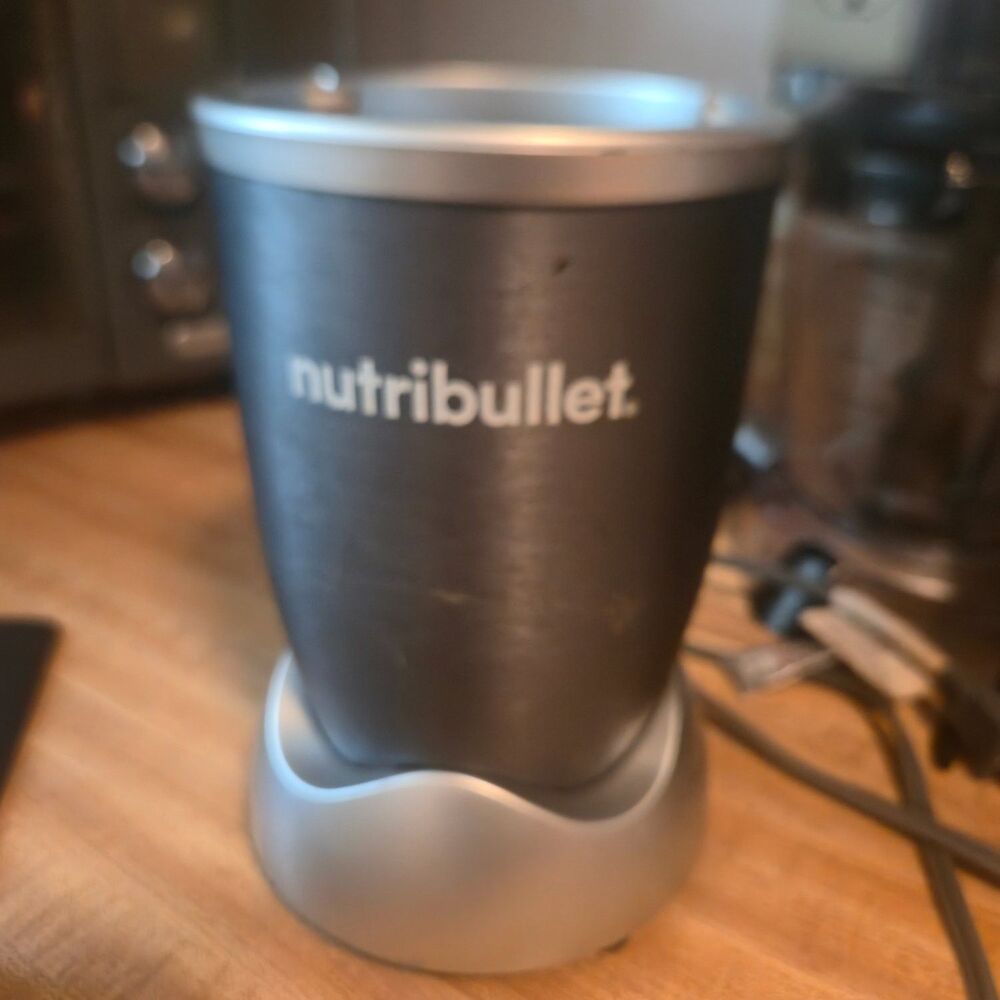 Nutri Bullet NBR-0601WM blender motor base Gray Model